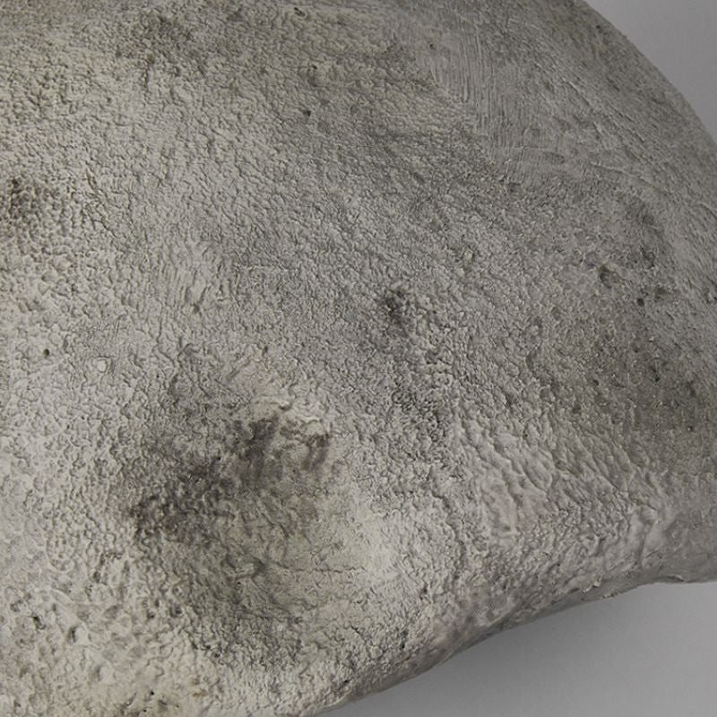 extérieur du luminaire suspendu gris résine - vue de près