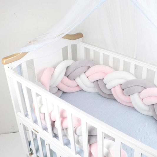 tour de lit blanc rose gris