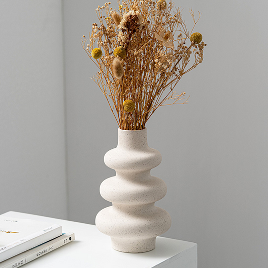 vase décoratif courbes arrondies couleur écru