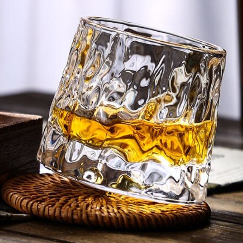 Verres à whisky verres et or, Brocante en ligne